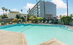 Courtyard By Marriott Los Angeles Woodland Hills
